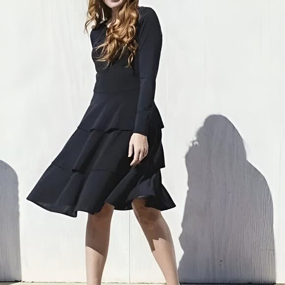 Lularoe Georgia Scoop Three Tiered Knee Length Long Sleeve Black Dress Sz M - Picture 1 of 8